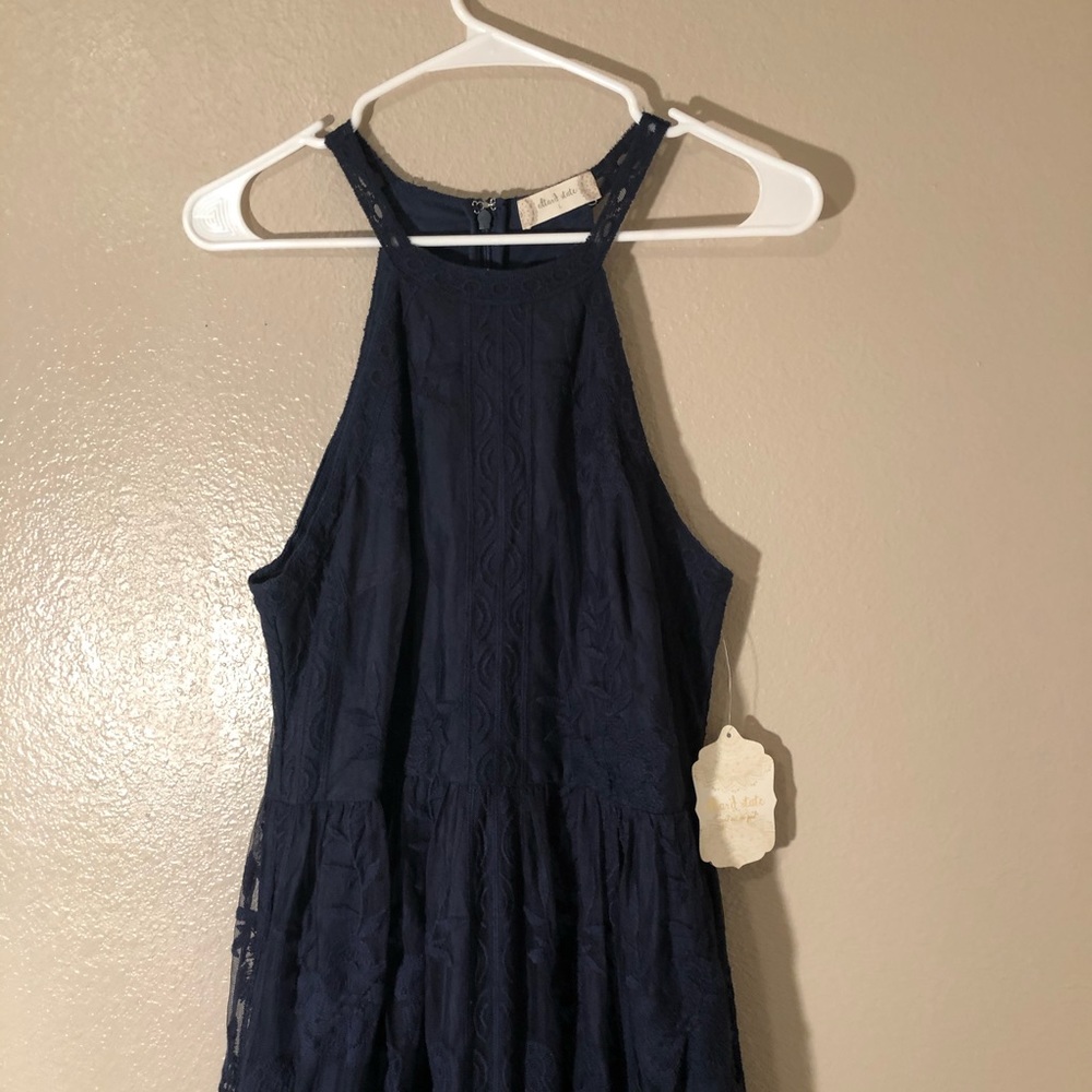 NWOT Navy Altar’d State Haltered Lace Maxi Dress - Picture 3 of 11